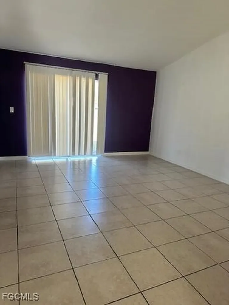 5300-5302 27th Street SW Lehigh Acres FL 33973