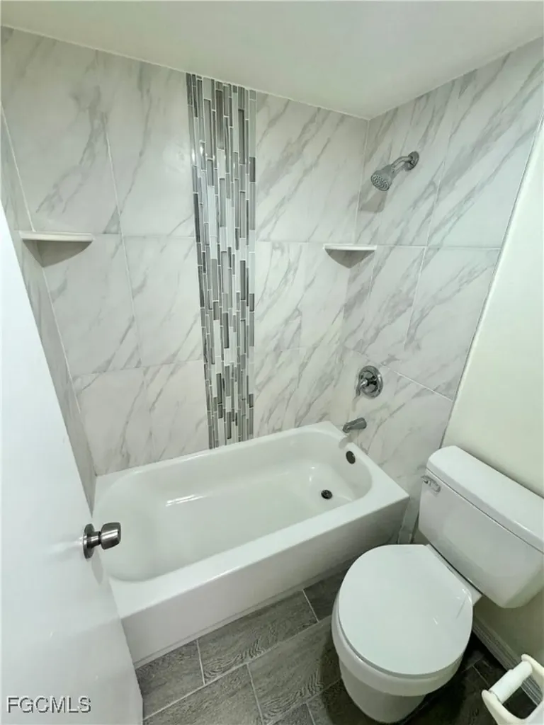 3705 Country Club Boulevard Cape Coral FL 33904