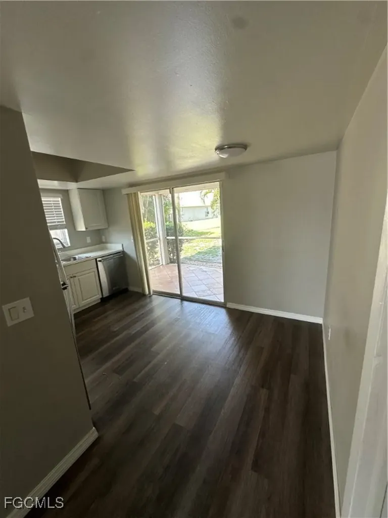 3705 Country Club Boulevard Cape Coral FL 33904