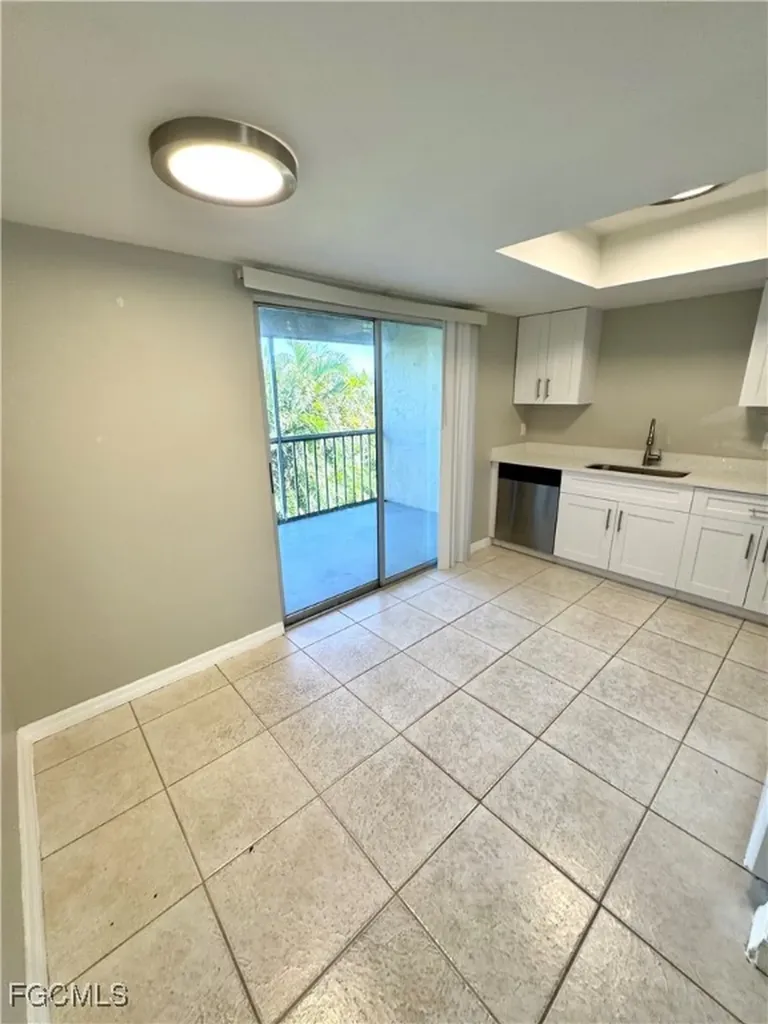 3705 Country Club Boulevard Cape Coral FL 33904