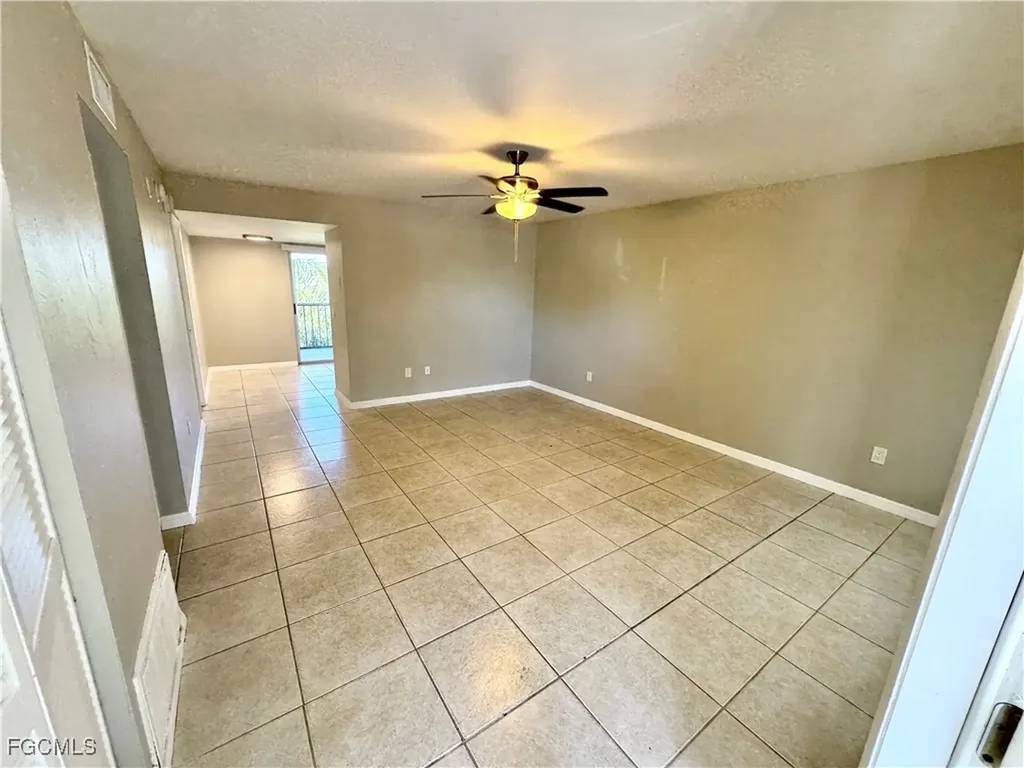 3705 Country Club Boulevard Cape Coral FL 33904