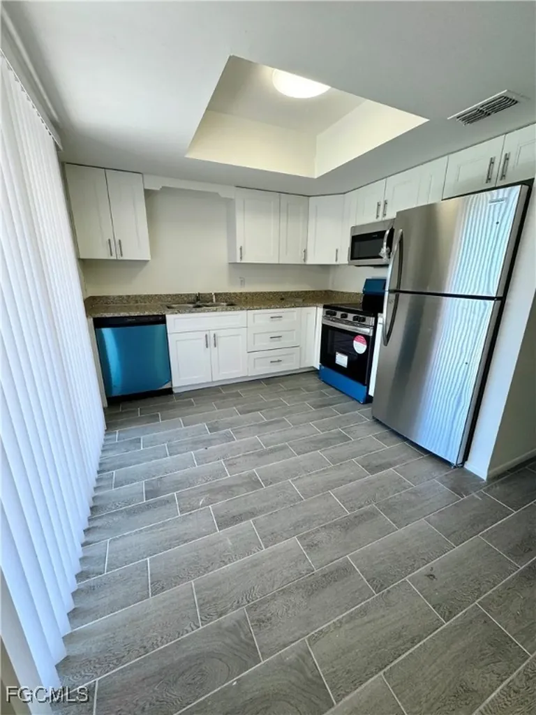 3705 Country Club Boulevard Cape Coral FL 33904