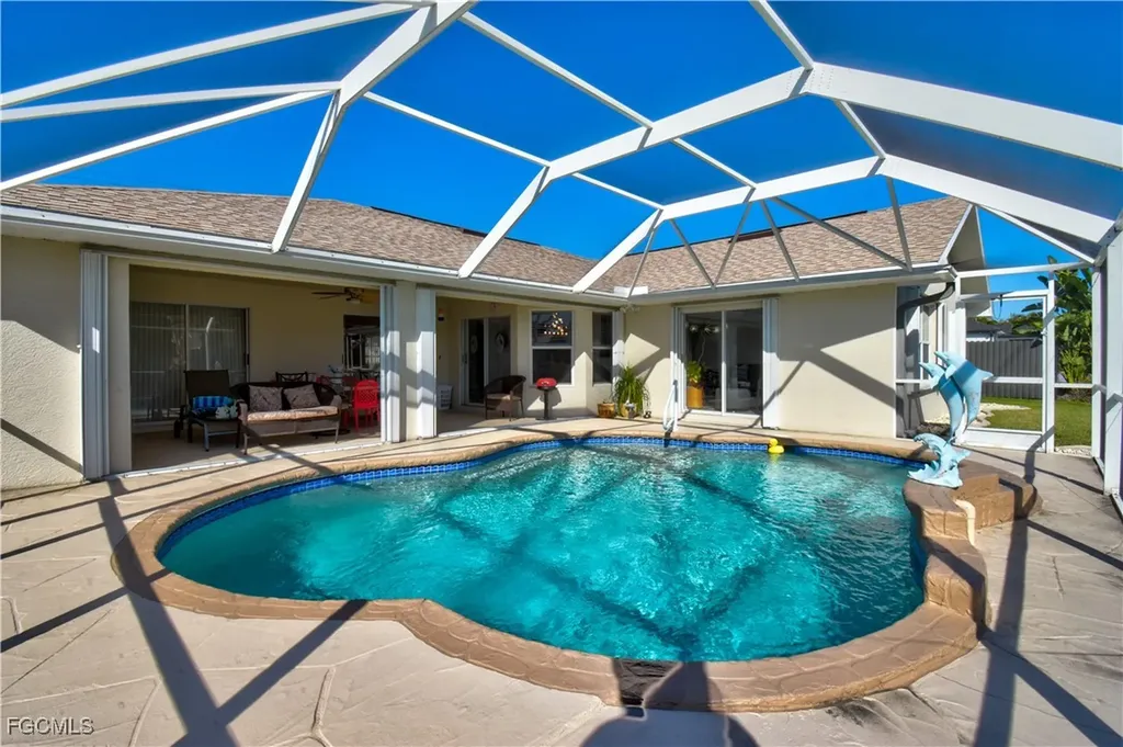 2201 SE 17th Place Cape Coral FL 33990