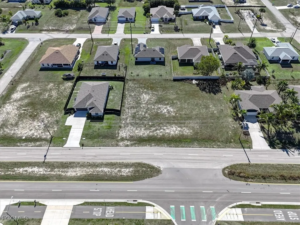 2002 Kismet Parkway W Cape Coral FL 33993