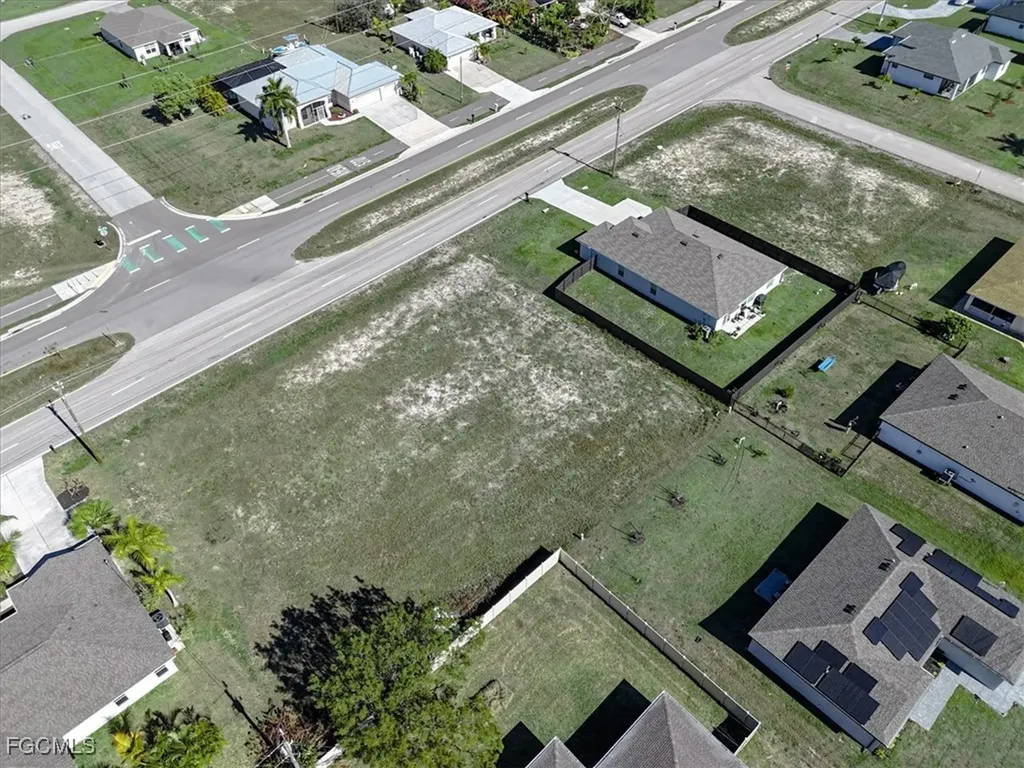 2002 Kismet Parkway W Cape Coral FL 33993