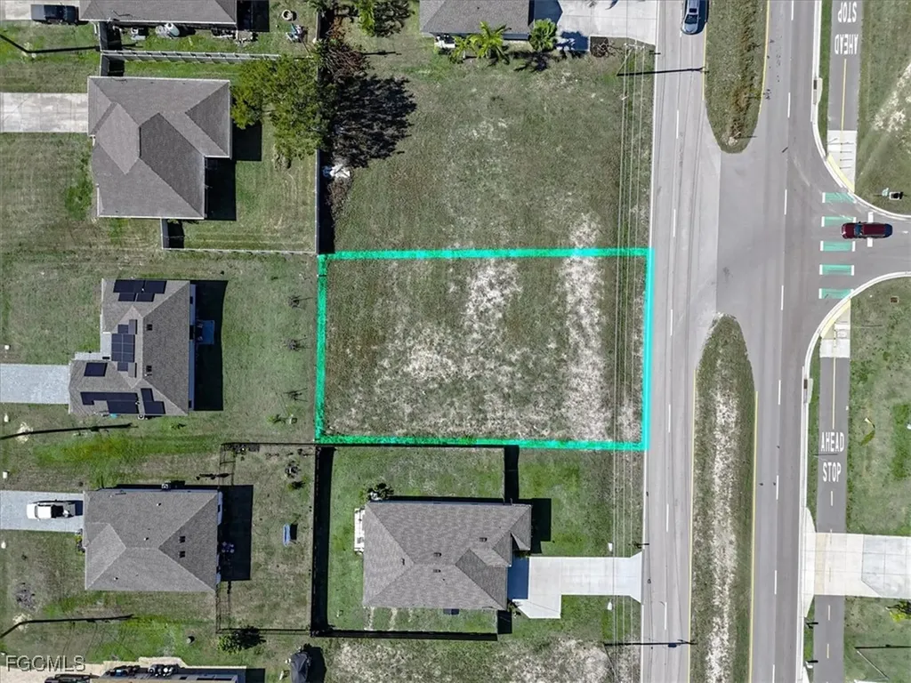 2002 Kismet Parkway W Cape Coral FL 33993