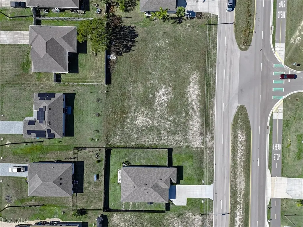 2002 Kismet Parkway W Cape Coral FL 33993