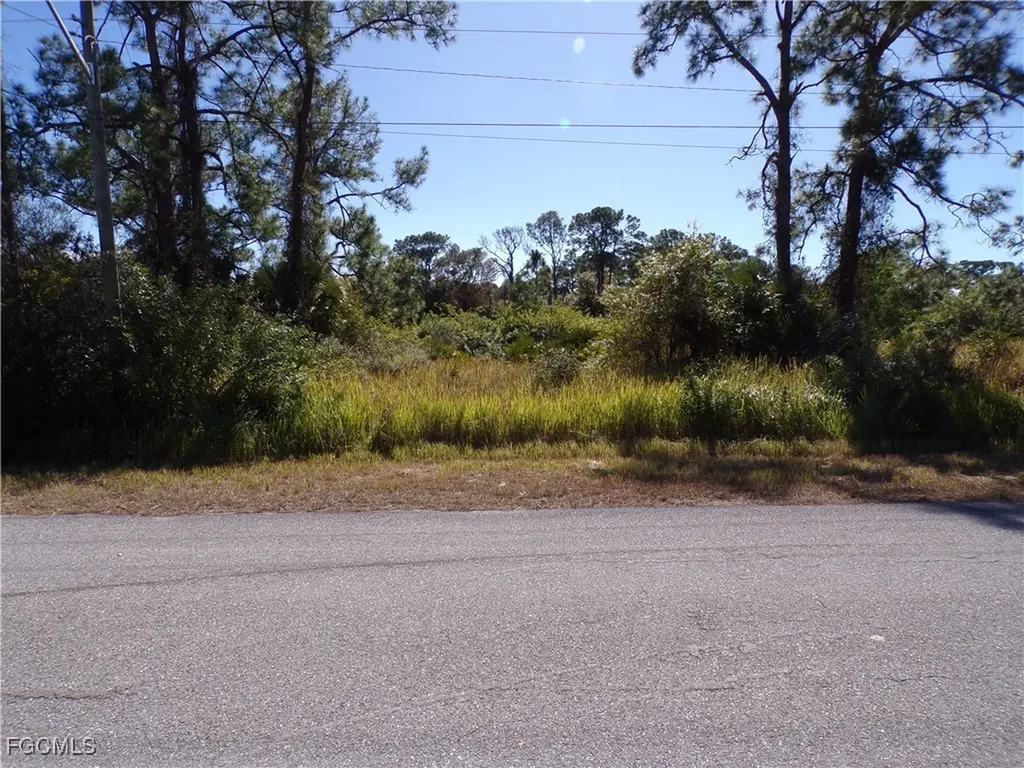 763 Longbow Lane Lehigh Acres FL 33972