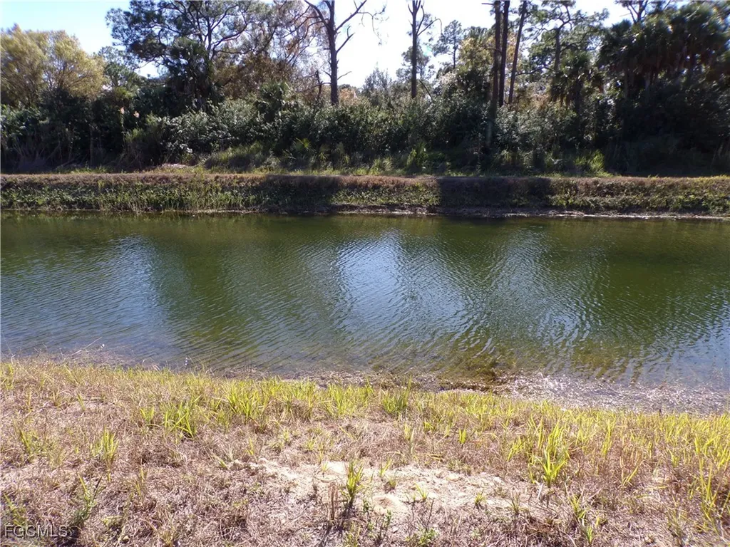 763 Longbow Lane Lehigh Acres FL 33972