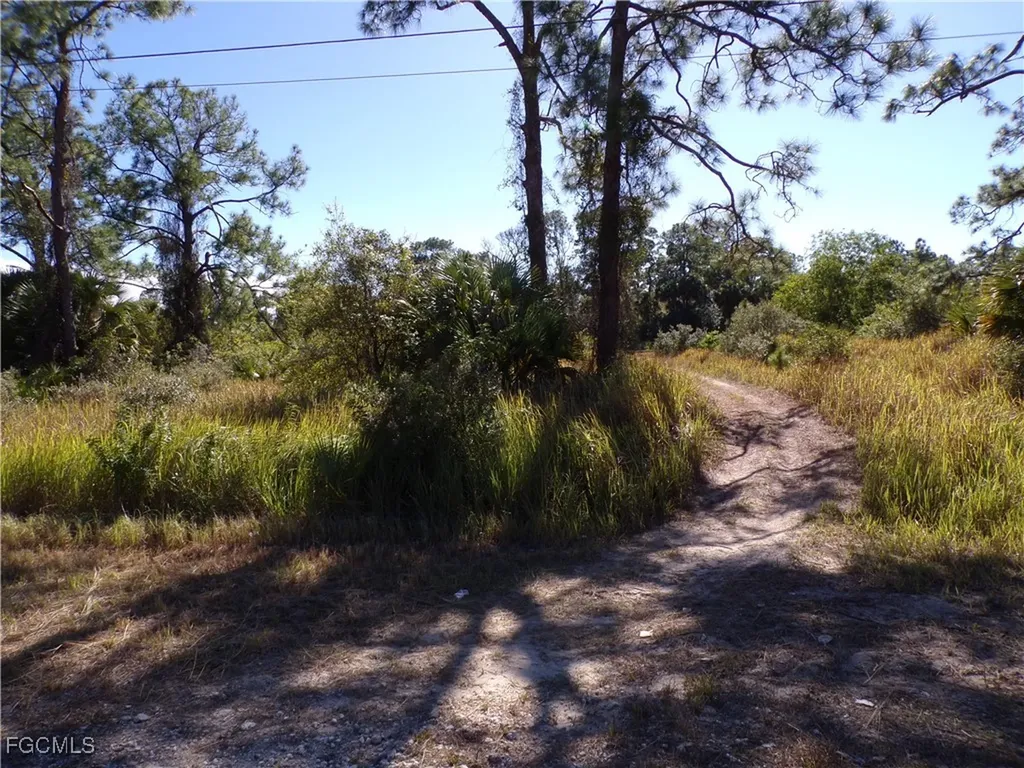 763 Longbow Lane Lehigh Acres FL 33972