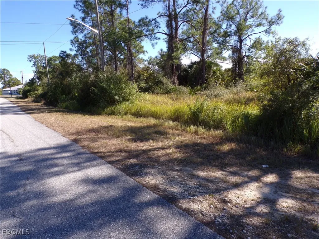 763 Longbow Lane Lehigh Acres FL 33972