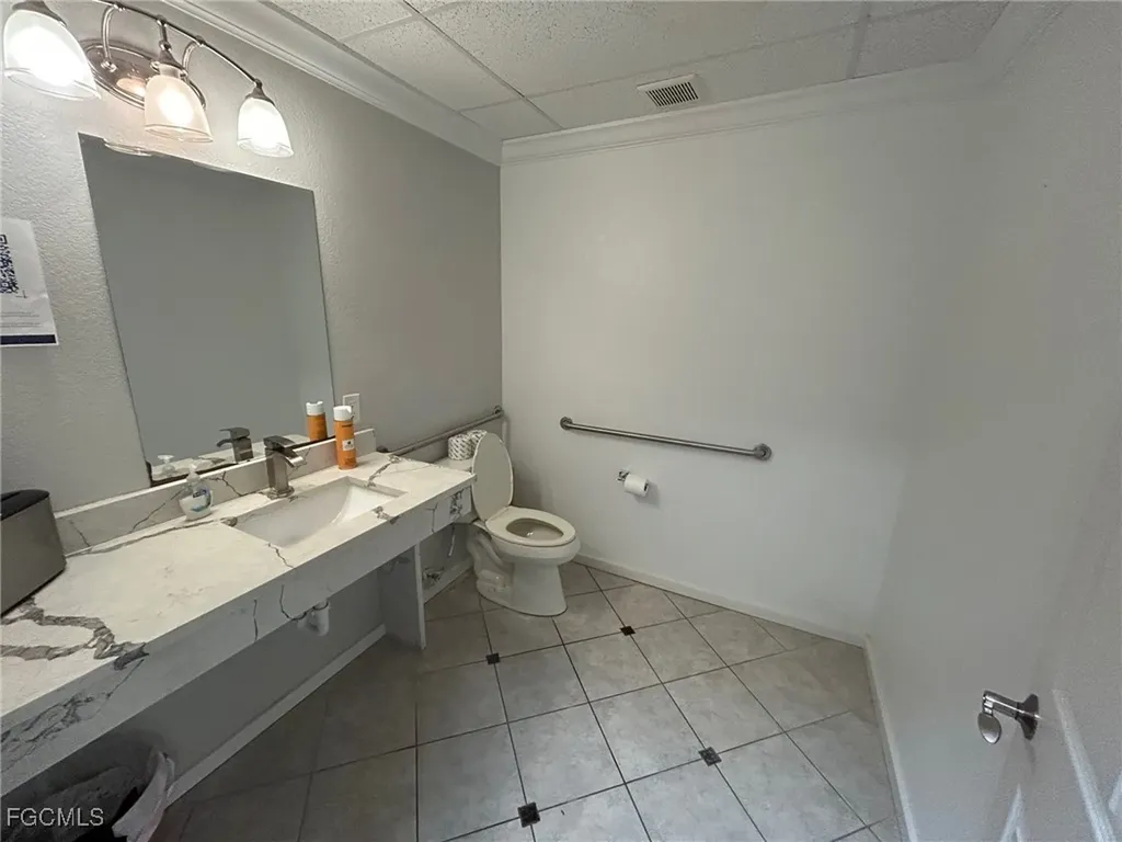 18070 S Tamiami Trail Fort Myers FL 33908