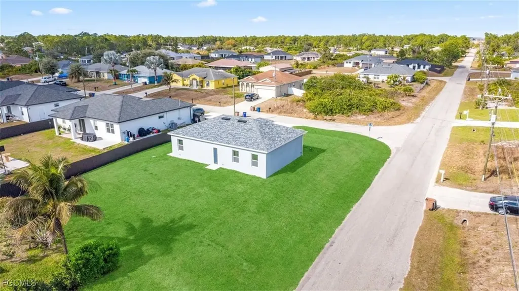 2501 26th Street W Lehigh Acres FL 33971