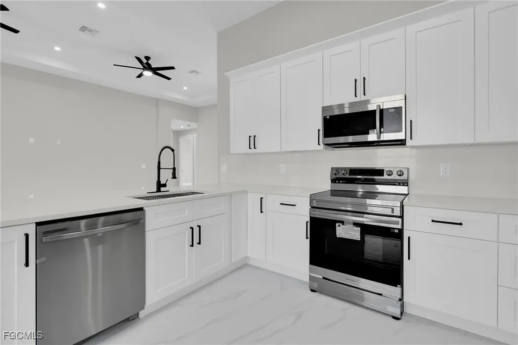 947 Gable Street Lehigh Acres FL 33974