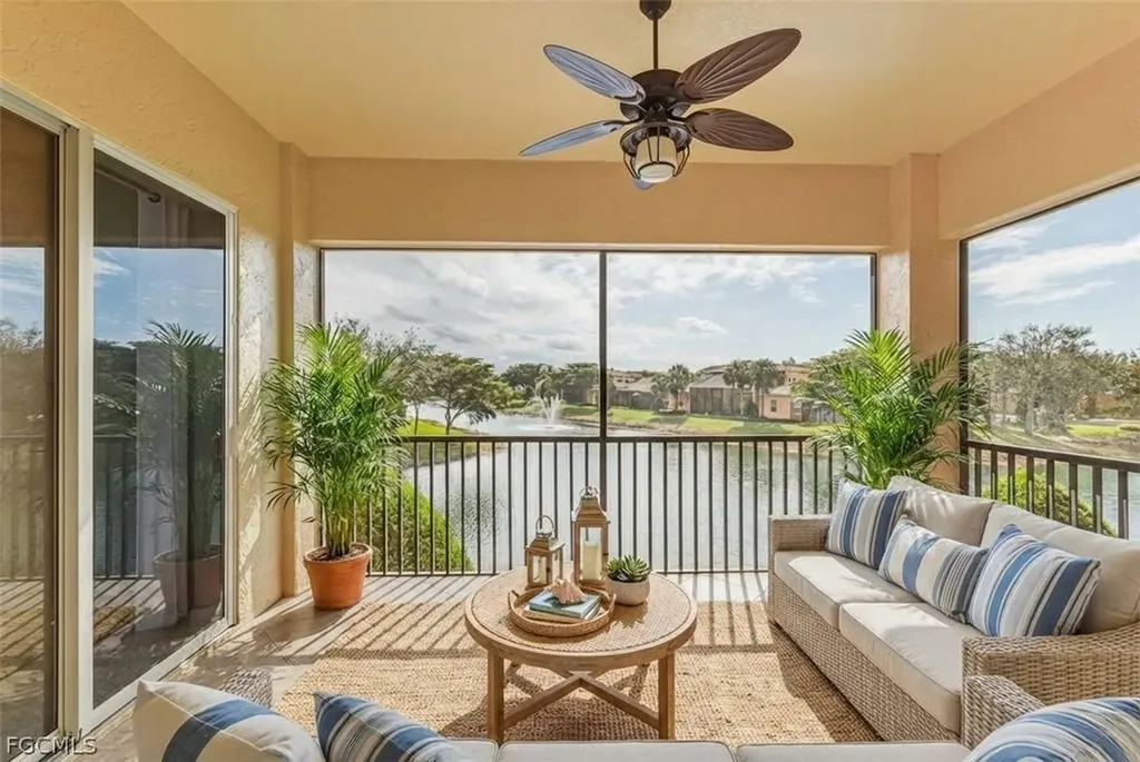 Estero FL, 8565 Via Garibaldi Circle, Unit 206