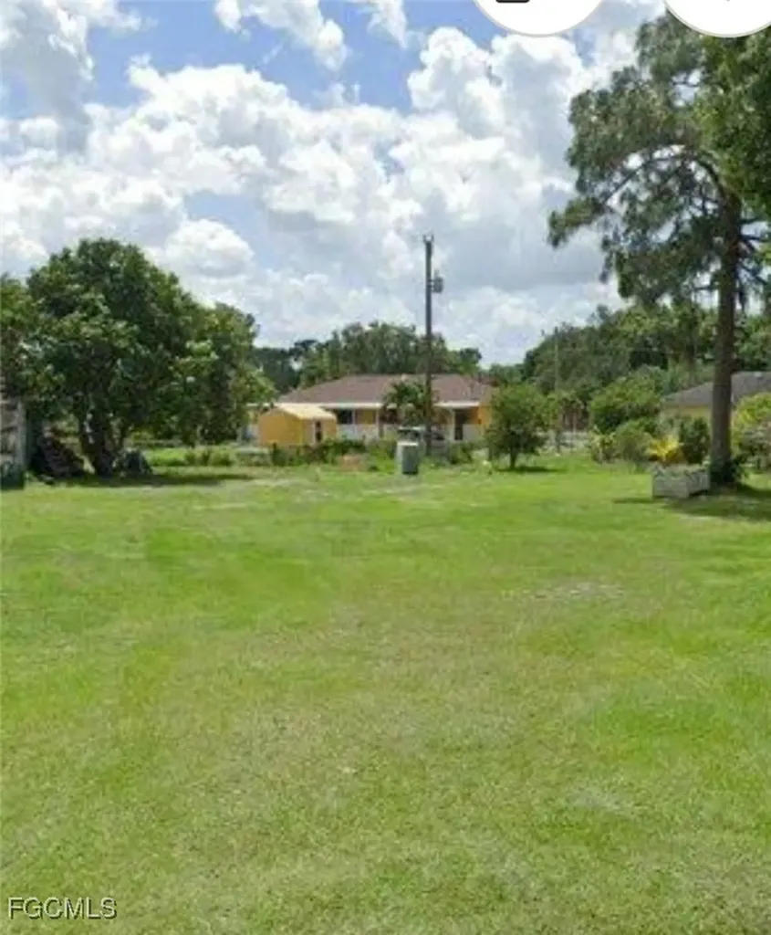 809 Monroe Court Immokalee FL 34142