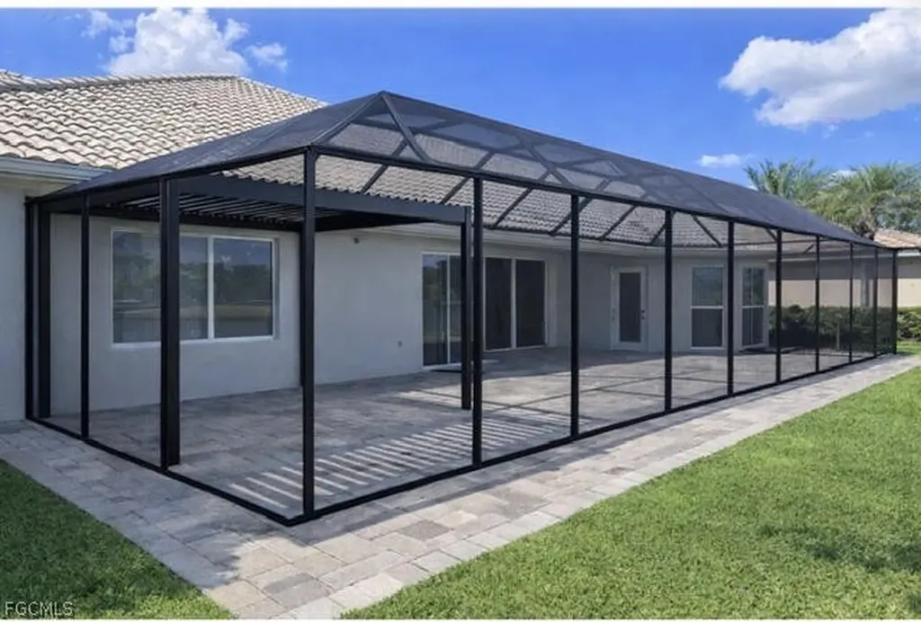 3451 Shady Bend Fort Myers FL 33905