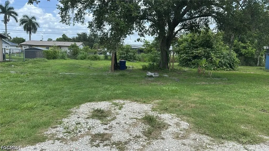 293 Byron Avenue North Fort Myers FL 33917
