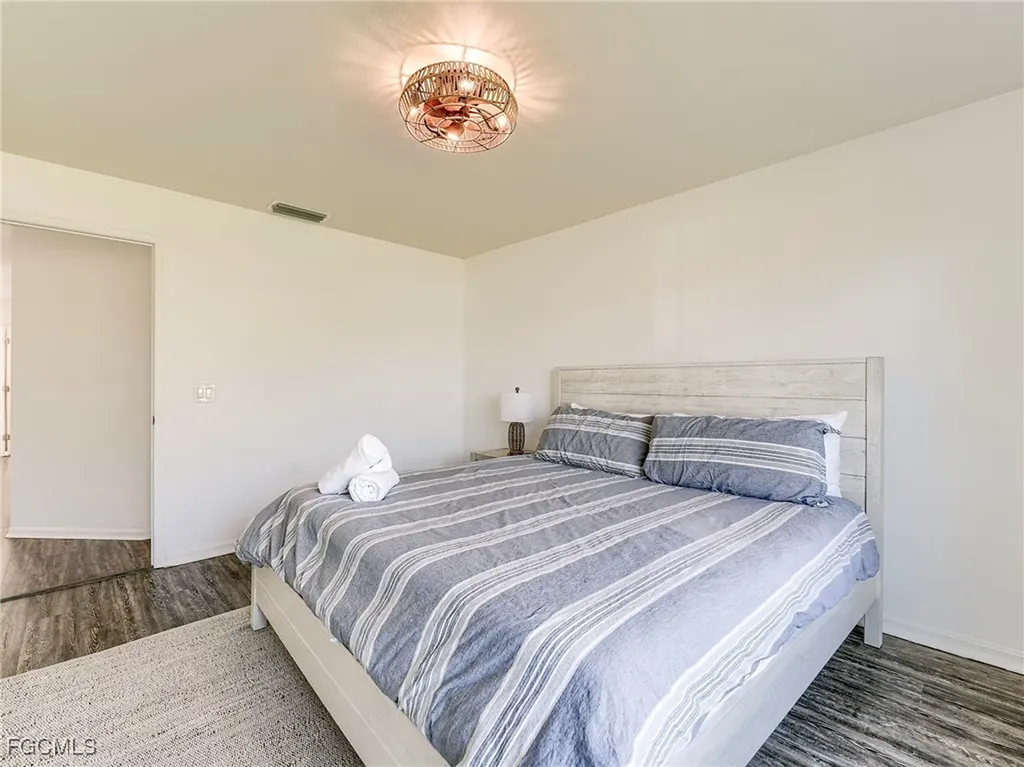 1190 SW 57th Street Cape Coral FL 33914