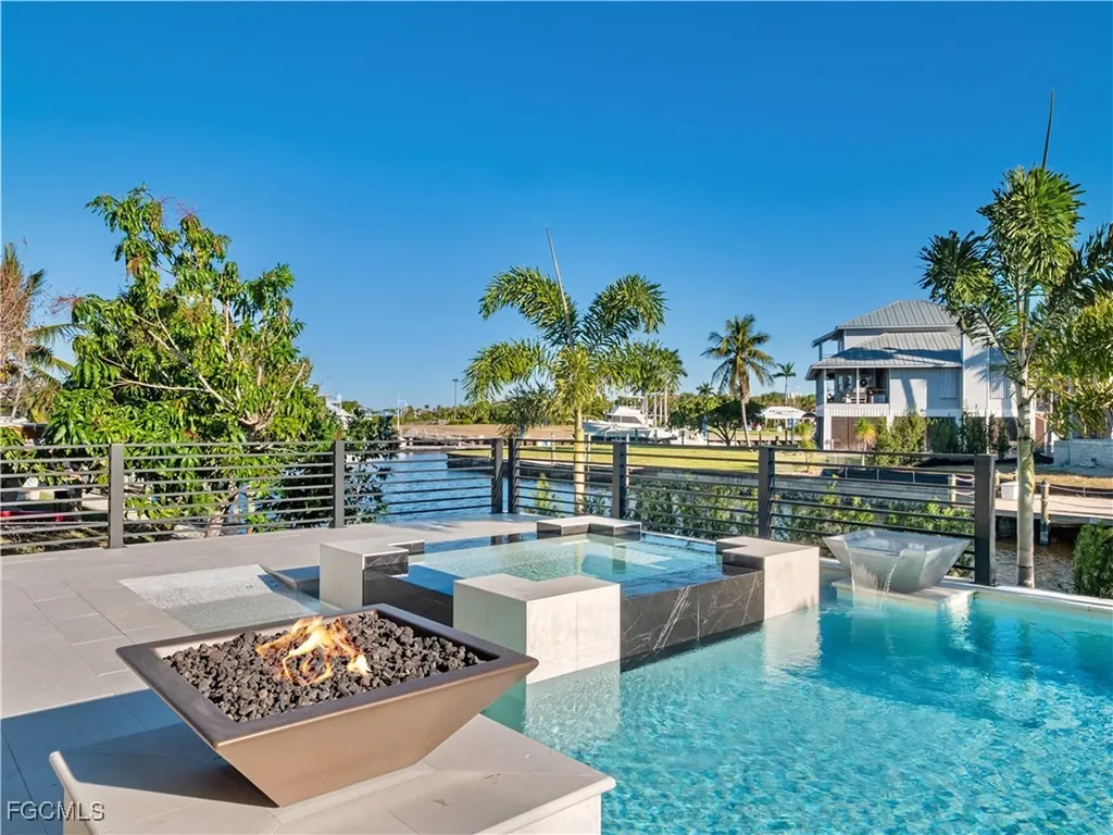 111 Montrose Drive Fort Myers FL 33919