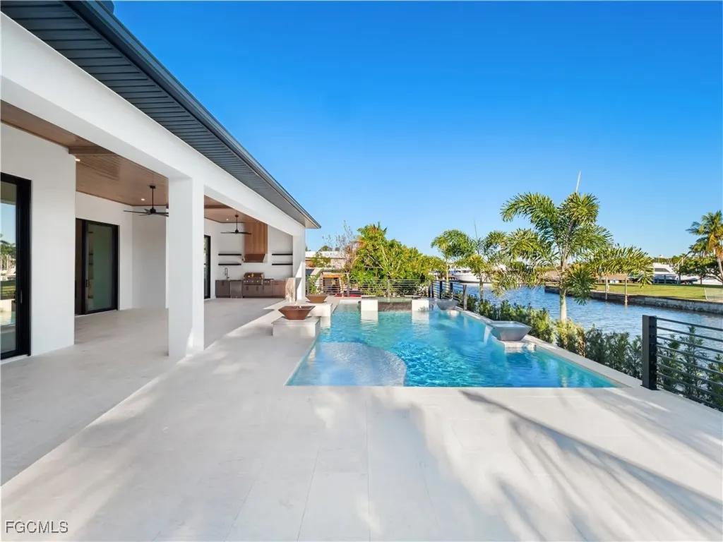111 Montrose Drive Fort Myers FL 33919