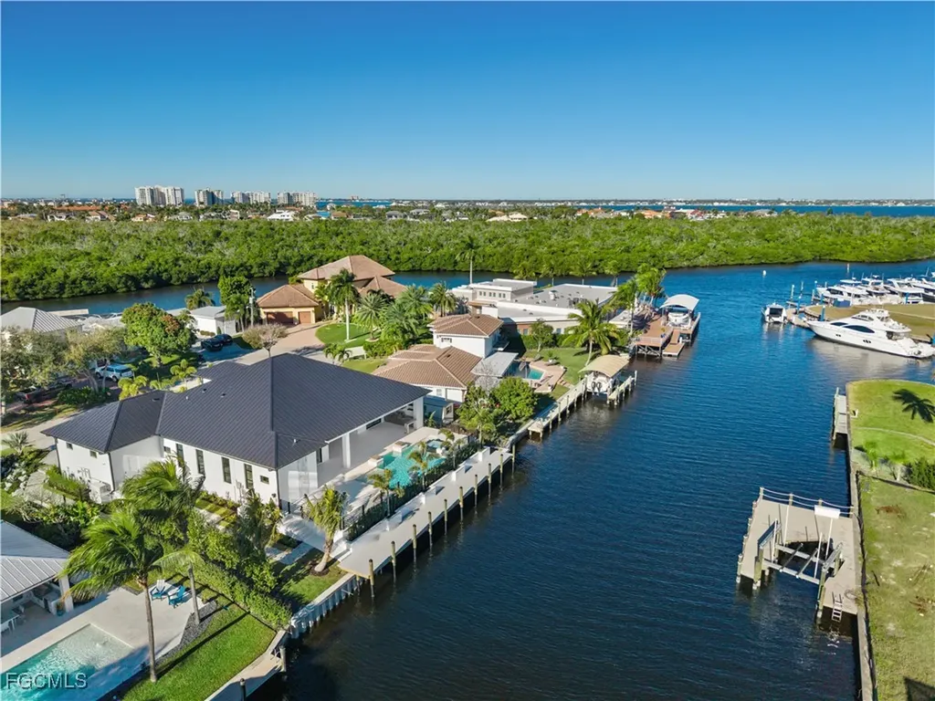 111 Montrose Drive Fort Myers FL 33919