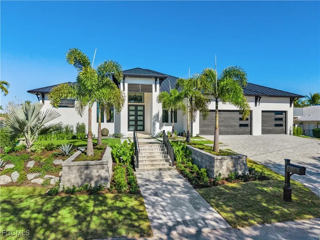 111 Montrose Drive Fort Myers FL 33919