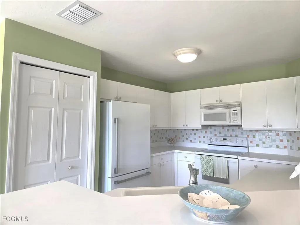 23034 Lone Oak Drive Estero FL 33928