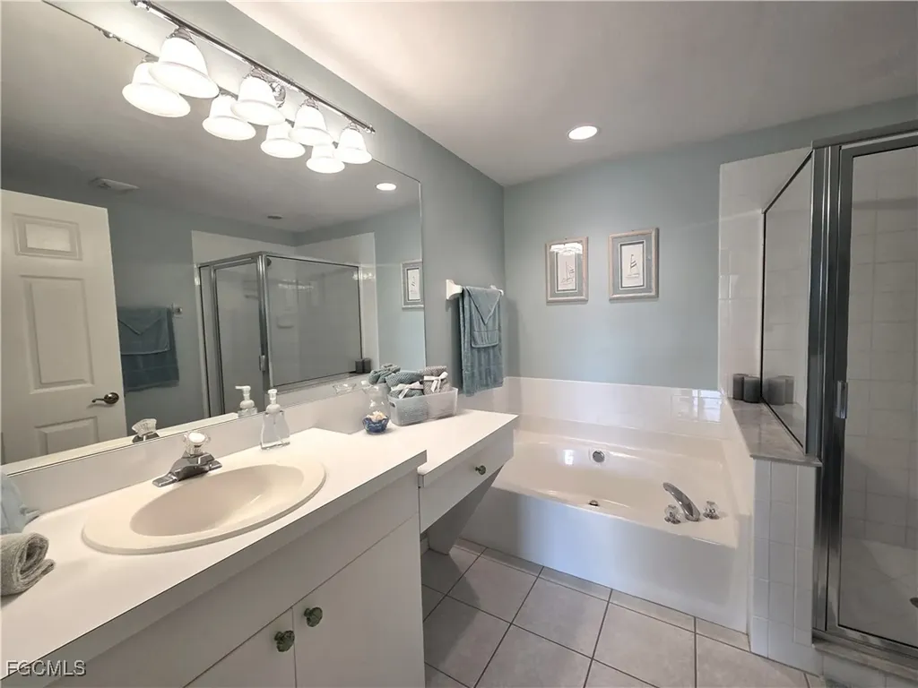 23034 Lone Oak Drive Estero FL 33928