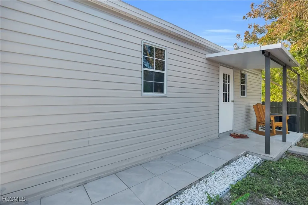 1113 Mckinley Avenue Lehigh Acres FL 33972