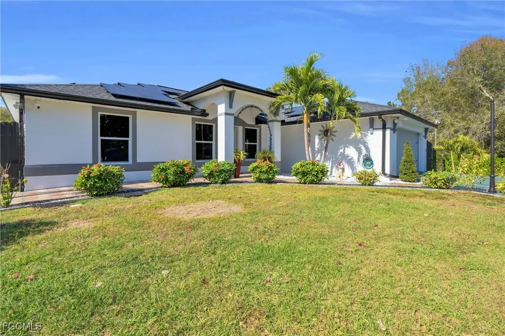 1113 Mckinley Avenue Lehigh Acres FL 33972