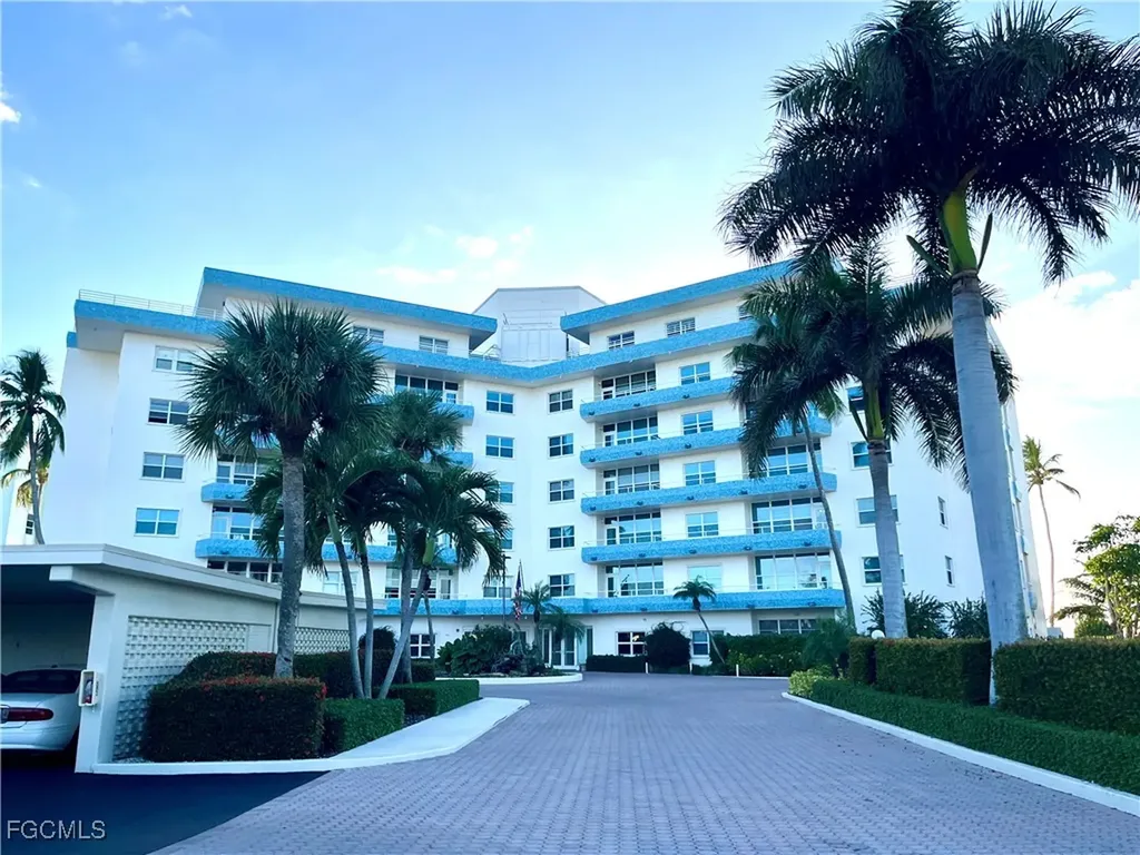 220 Seaview Court Marco Island FL 34145