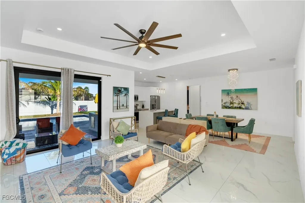 348 El Dorado Boulevard S Cape Coral FL 33991