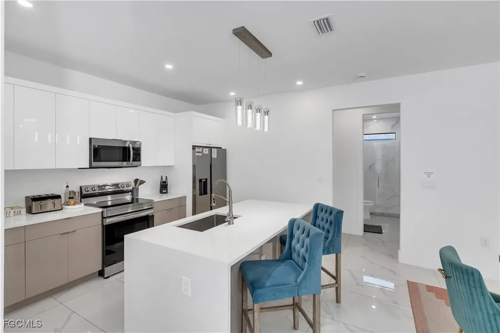 348 El Dorado Boulevard S Cape Coral FL 33991