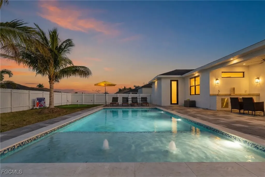 348 El Dorado Boulevard S Cape Coral FL 33991