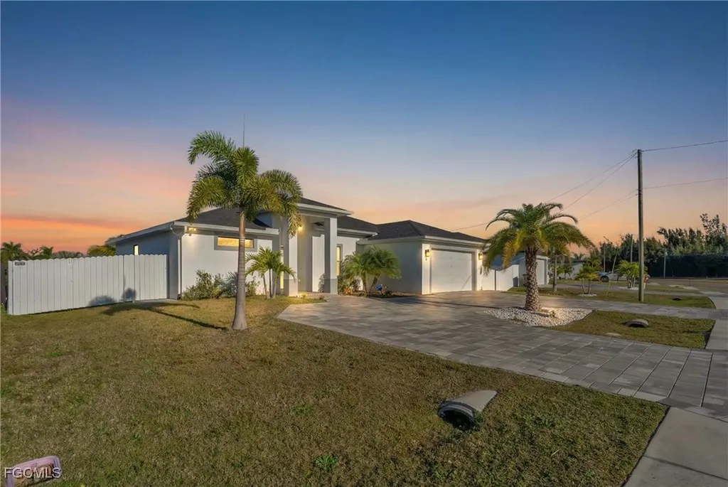 348 El Dorado Boulevard S Cape Coral FL 33991