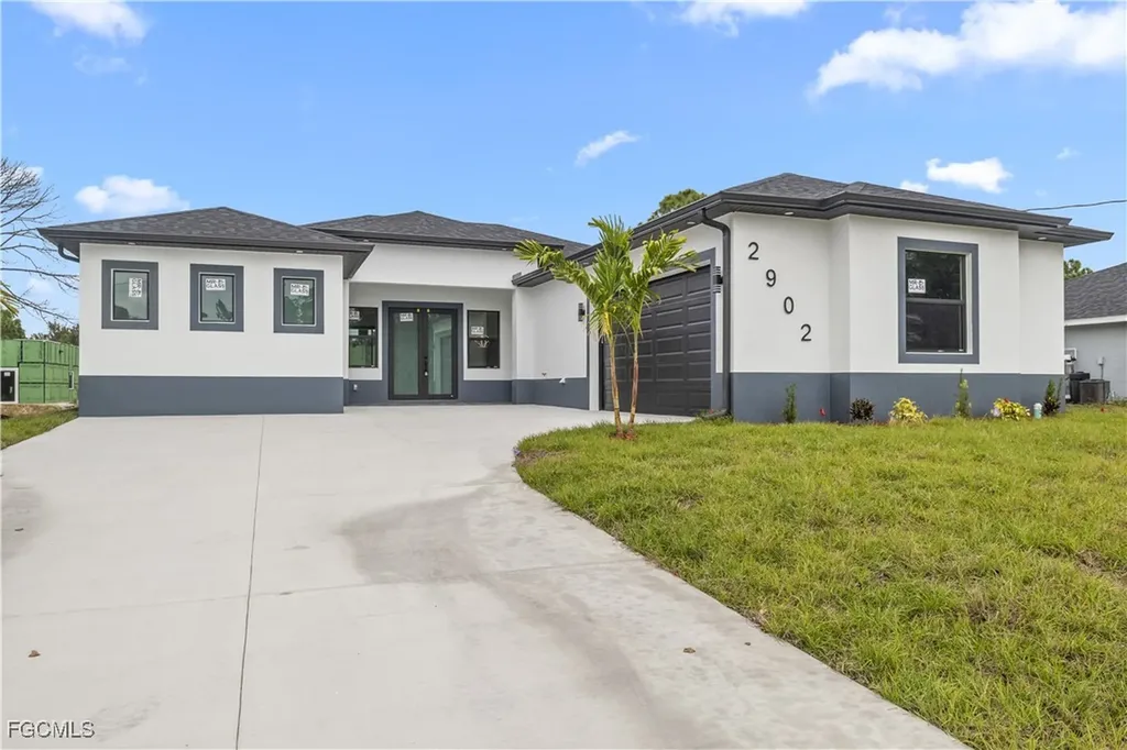 2902 42nd Street W Lehigh Acres FL 33971