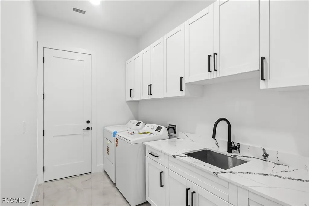 2902 42nd Street W Lehigh Acres FL 33971