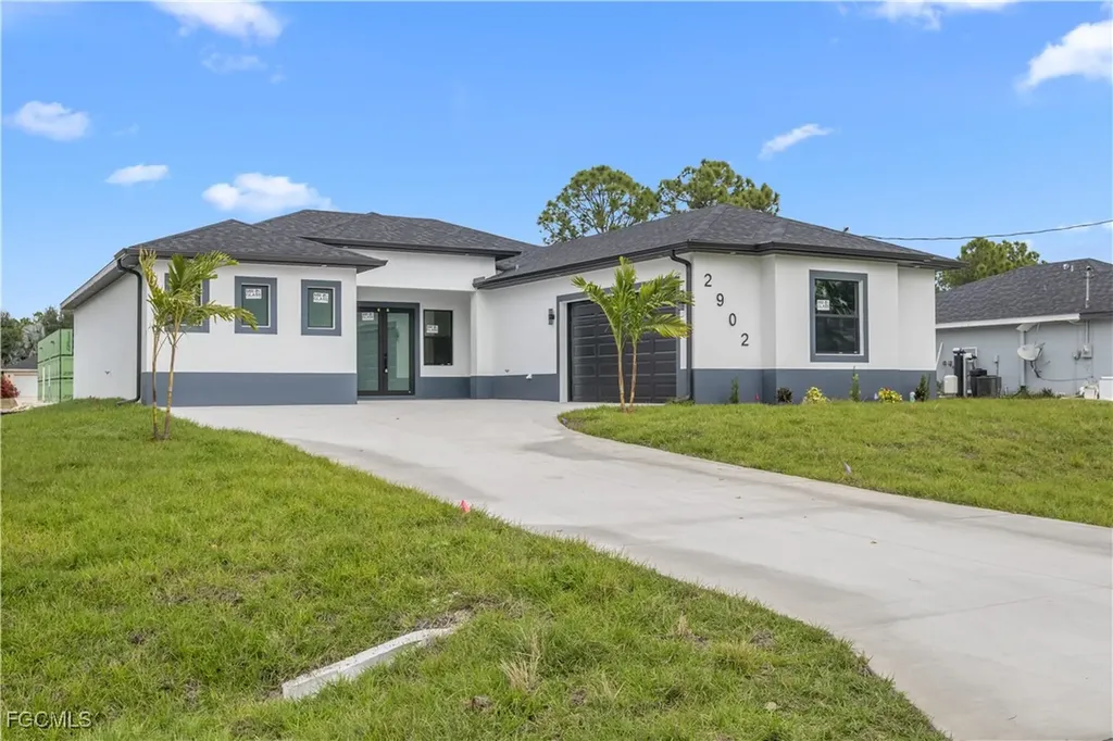 2902 42nd Street W Lehigh Acres FL 33971