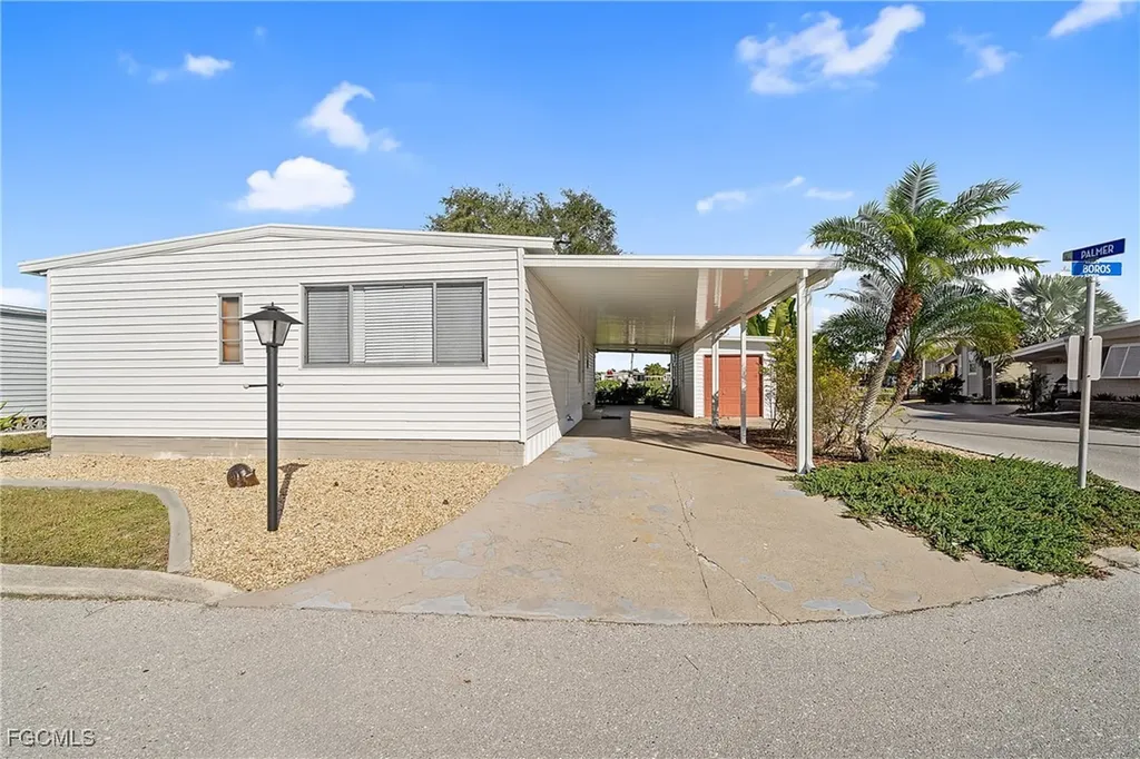 274 Boros Drive North Fort Myers FL 33903