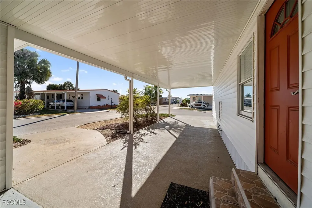 274 Boros Drive North Fort Myers FL 33903