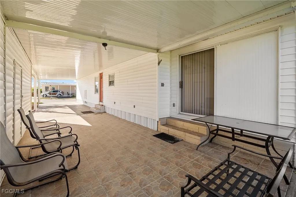 274 Boros Drive North Fort Myers FL 33903