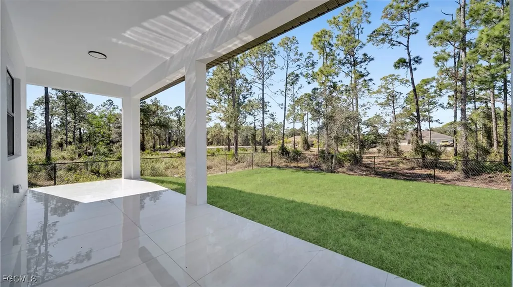 804 Oakridge Avenue S Lehigh Acres FL 33974