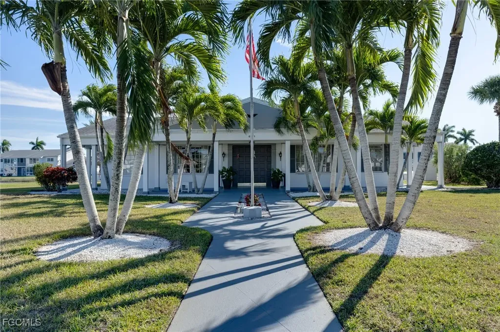 1505 Myerlee Country Club Boulevard Fort Myers FL 33919