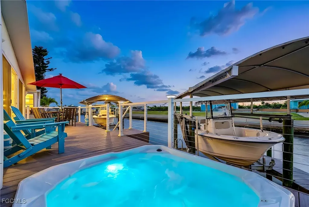 2991 Sloop Lane St. James City FL 33956