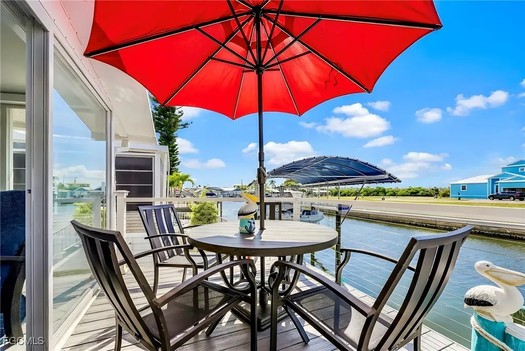 2991 Sloop Lane St. James City FL 33956