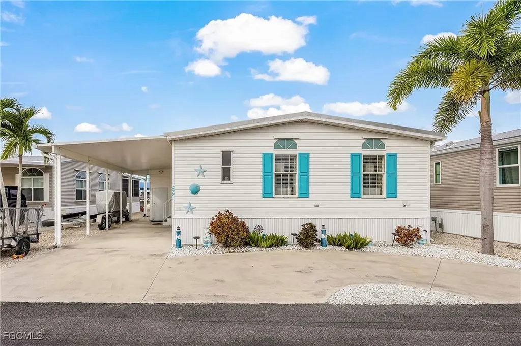 2991 Sloop Lane St. James City FL 33956