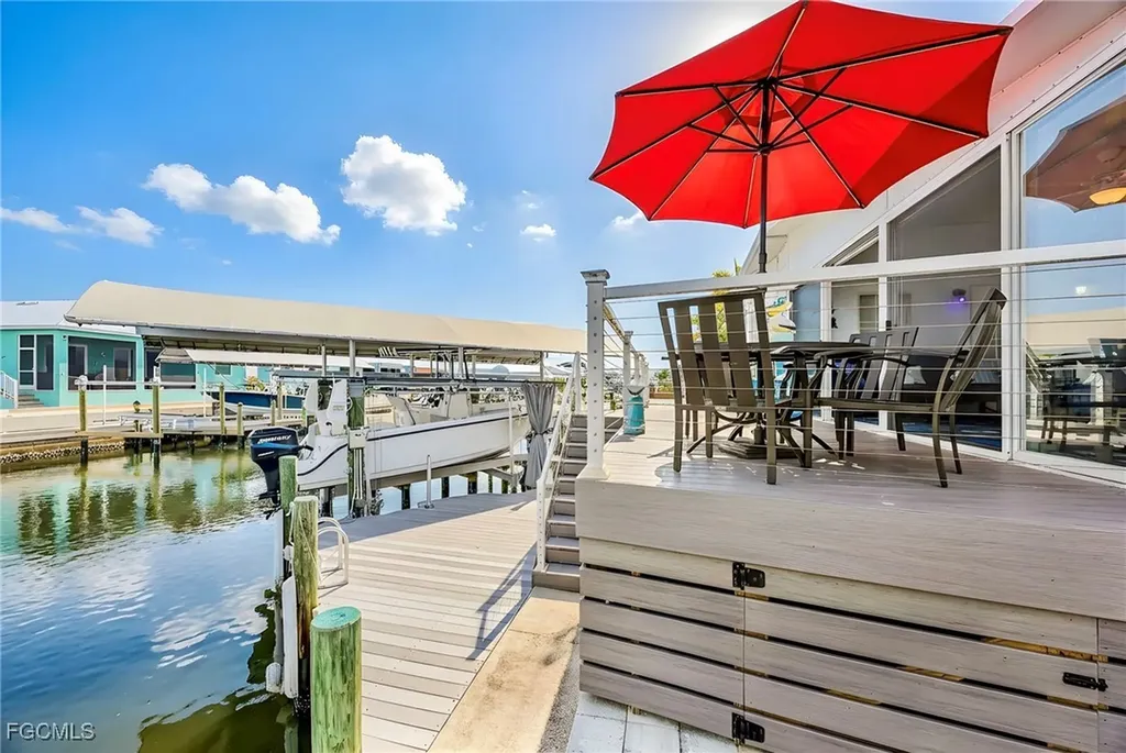 2991 Sloop Lane St. James City FL 33956