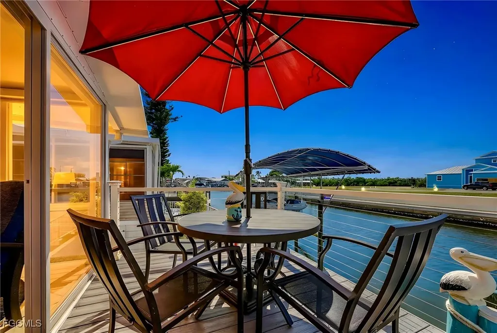 2991 Sloop Lane St. James City FL 33956