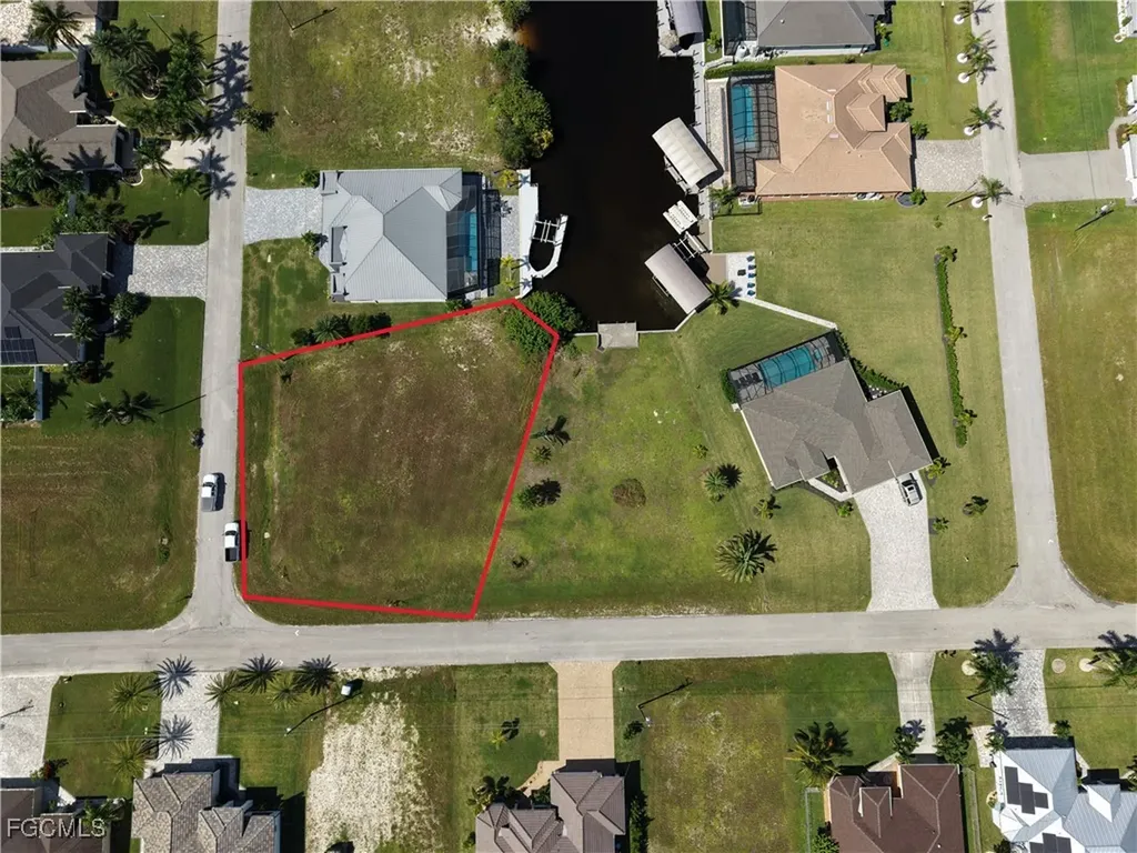 516 NW 33rd Avenue Cape Coral FL 33993
